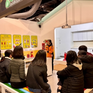 사파고학생들과 경남인권지원센터에서 오셨습니다!